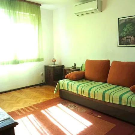 Apartman Tedi Lägenhet *