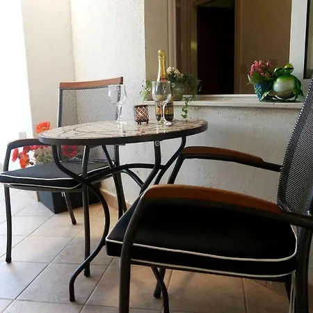 Apartment Apartman Tedi